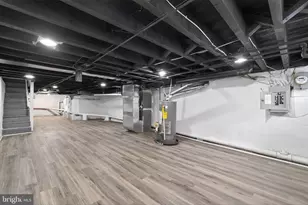 2030 S 6th St, Philadelphia, PA 19148 - Photo 27