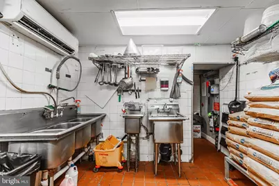 2700 S 16th Street, Philadelphia, PA 19145 - Photo 11