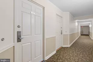 2001 Hamilton St, Philadelphia, PA 19130 - Photo 21