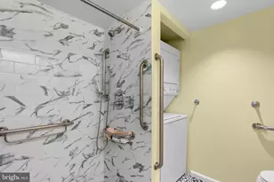 2001 Hamilton St, Philadelphia, PA 19130 - Photo 19