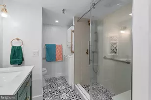 2001 Hamilton St, Philadelphia, PA 19130 - Photo 13