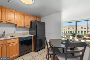 2001 Hamilton St, Philadelphia, PA 19130 - Photo 3