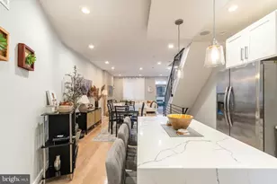 1817 N Leithgow St, Philadelphia, PA 19122 - Photo 9