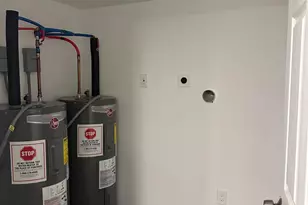 2434 Harlan St, Philadelphia, PA 19121 - Photo 11