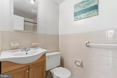 1337 E Snyder Ave, Philadelphia, PA 19148 - Photo 15