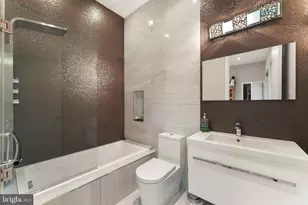 152 Vine St, Philadelphia, PA 19106 - Photo 29