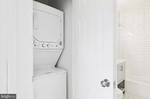 319 S 10th St, Philadelphia, PA 19107 - Photo 11