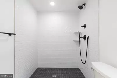 1111 E Dunton Street, Philadelphia, PA 19123 - Photo 9