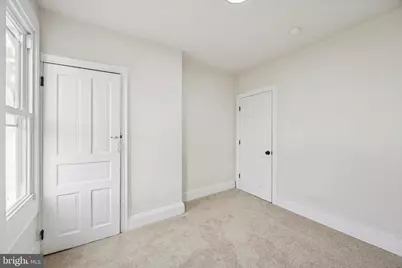 2130 S Simpson Street, Philadelphia, PA 19142 - Photo 9