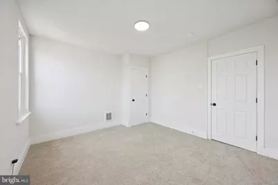 2130 S Simpson Street, Philadelphia, PA 19142 - Photo 13