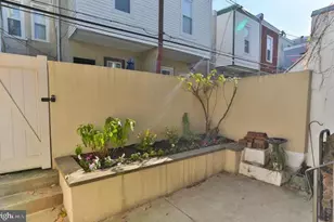 855 N 24th St, Philadelphia, PA 19130 - Photo 31