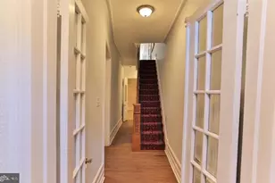 855 N 24th St, Philadelphia, PA 19130 - Photo 3