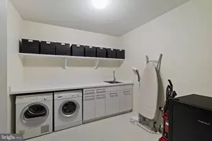 1414 S Penn Square, Philadelphia, PA 19102 - Photo 5