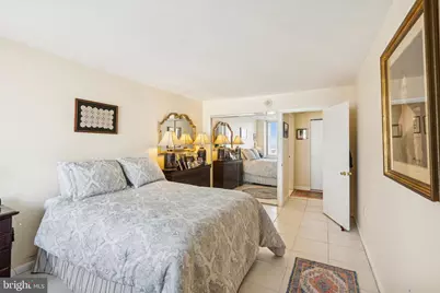 604 S Washington Square #2308, Philadelphia, PA 19106 - Photo 11