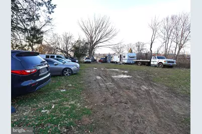 7627 Este Avenue, Philadelphia, PA 19153 - Photo 3