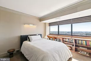 1326 Spruce St, Philadelphia, PA 19107 - Photo 21