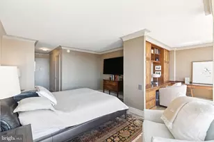 1326 Spruce St, Philadelphia, PA 19107 - Photo 27