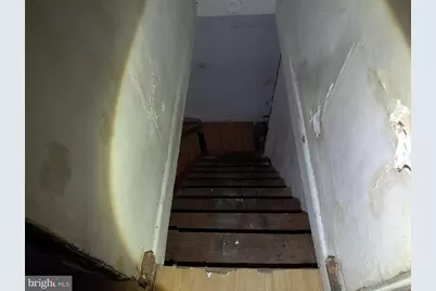 2865 N Leithgow Street, Philadelphia, PA 19133 - Photo 9