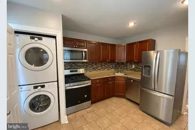 1246 S Bonsall Street, Philadelphia, PA 19146 - Photo 5