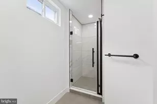 1806 E Moyamensing Ave, Philadelphia, PA 19148 - Photo 9