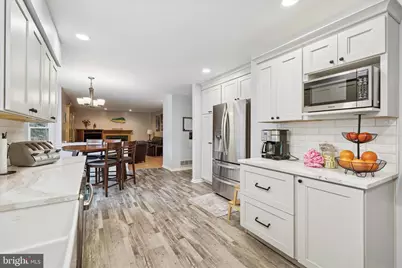 8619 Thomas Mill Terrace, Philadelphia, PA 19128 - Photo 9