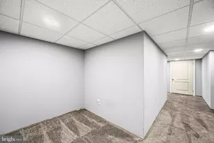 5426 Windsor Ave, Philadelphia, PA 19143 - Photo 17