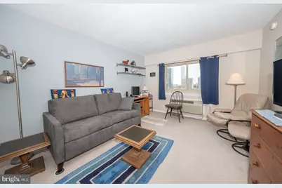 1919 Chestnut Street #1919, Philadelphia, PA 19103 - Photo 13