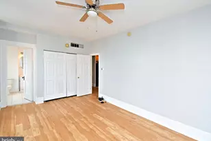 1324 Locust St, Philadelphia, PA 19107 - Photo 35