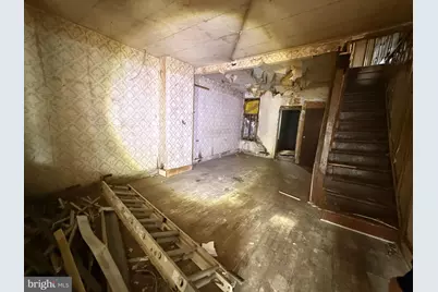 6327 Wheeler Street, Philadelphia, PA 19142 - Photo 9