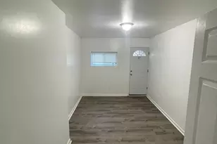 2042 Dennie St, Philadelphia, PA 19140 - Photo 3