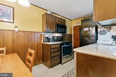 4245 J Street, Philadelphia, PA 19124 - Photo 9