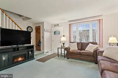 4245 J Street, Philadelphia, PA 19124 - Photo 5