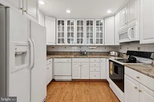 500 Pine St, Philadelphia, PA 19106 - Photo 11