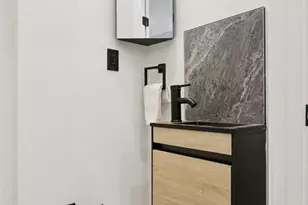 335 Belgrade St, Philadelphia, PA 19125 - Photo 9