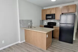 1727 Dallas St, Philadelphia, PA 19126 - Photo 5