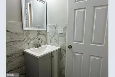 1727 Dallas St #APT 1, Philadelphia, PA 19126 - Photo 9