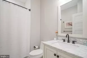 2016 Blair St, Philadelphia, PA 19125 - Photo 9