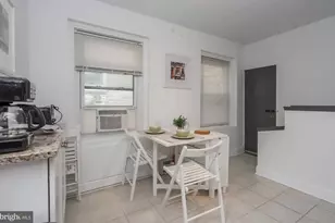 1413 Lombard St, Philadelphia, PA 19146 - Photo 5