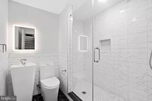 516 Pierce St, Philadelphia, PA 19148 - Photo 31