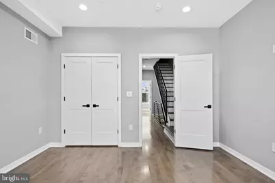 516 Pierce Street, Philadelphia, PA 19148 - Photo 15