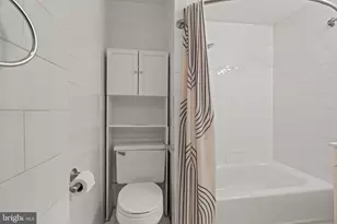 1828 Green St, Philadelphia, PA 19130 - Photo 19