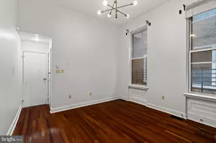 1828 Green St, Philadelphia, PA 19130 - Photo 9