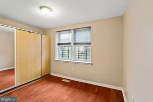 1828 Green St, Philadelphia, PA 19130 - Photo 13