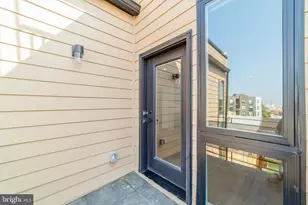 1408 E Oxford St, Philadelphia, PA 19125 - Photo 9