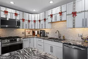 3656 Salina Rd, Philadelphia, PA 19154 - Photo 13