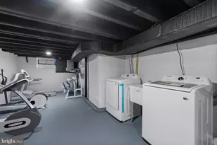 2240 S Bonsall St, Philadelphia, PA 19145 - Photo 33