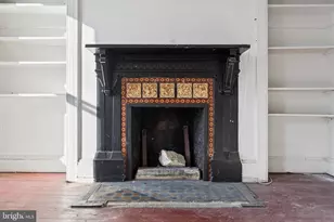 2039 Spruce St, Philadelphia, PA 19103 - Photo 17