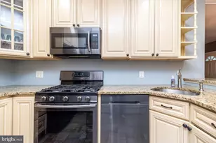 8512 Frontenac St, Philadelphia, PA 19152 - Photo 19