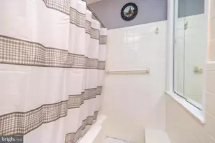 8512 Frontenac St, Philadelphia, PA 19152 - Photo 27