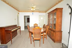 7246 Grays Ave, Philadelphia, PA 19142 - Photo 5